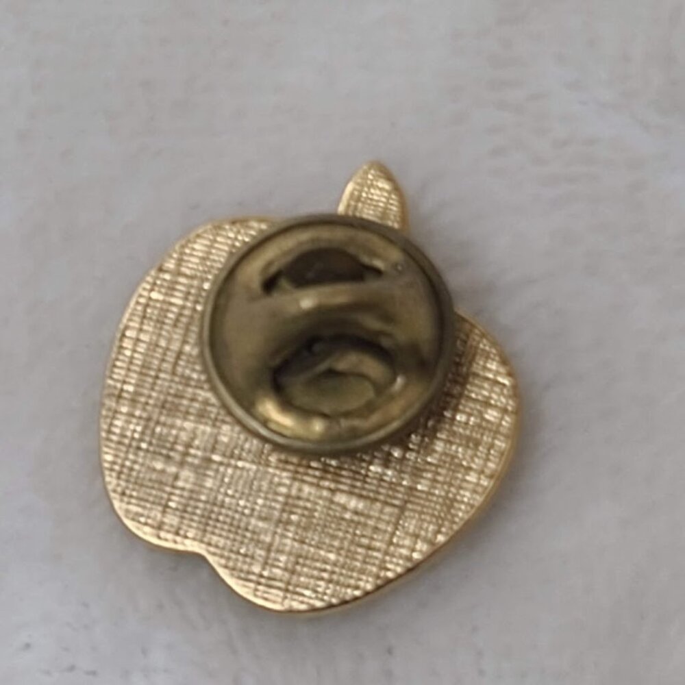 Teachers Change Lives Apple Pin Gold Tone Red Crystal GES School Award - Picture 6 of 6